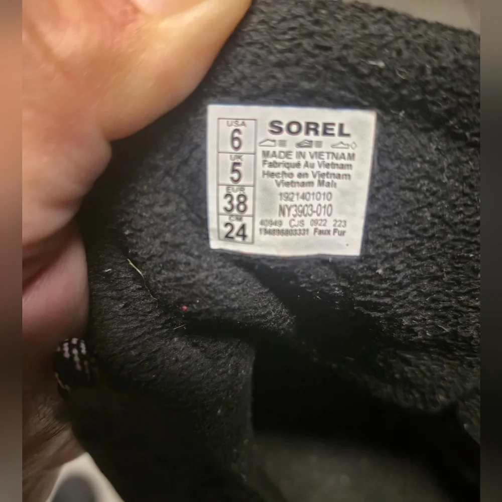 Sorel Women's Black‎ and Gray Winter Boots